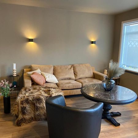 Perfectly Located 3 Bedroom Design Apartment Акурейри Екстериор снимка