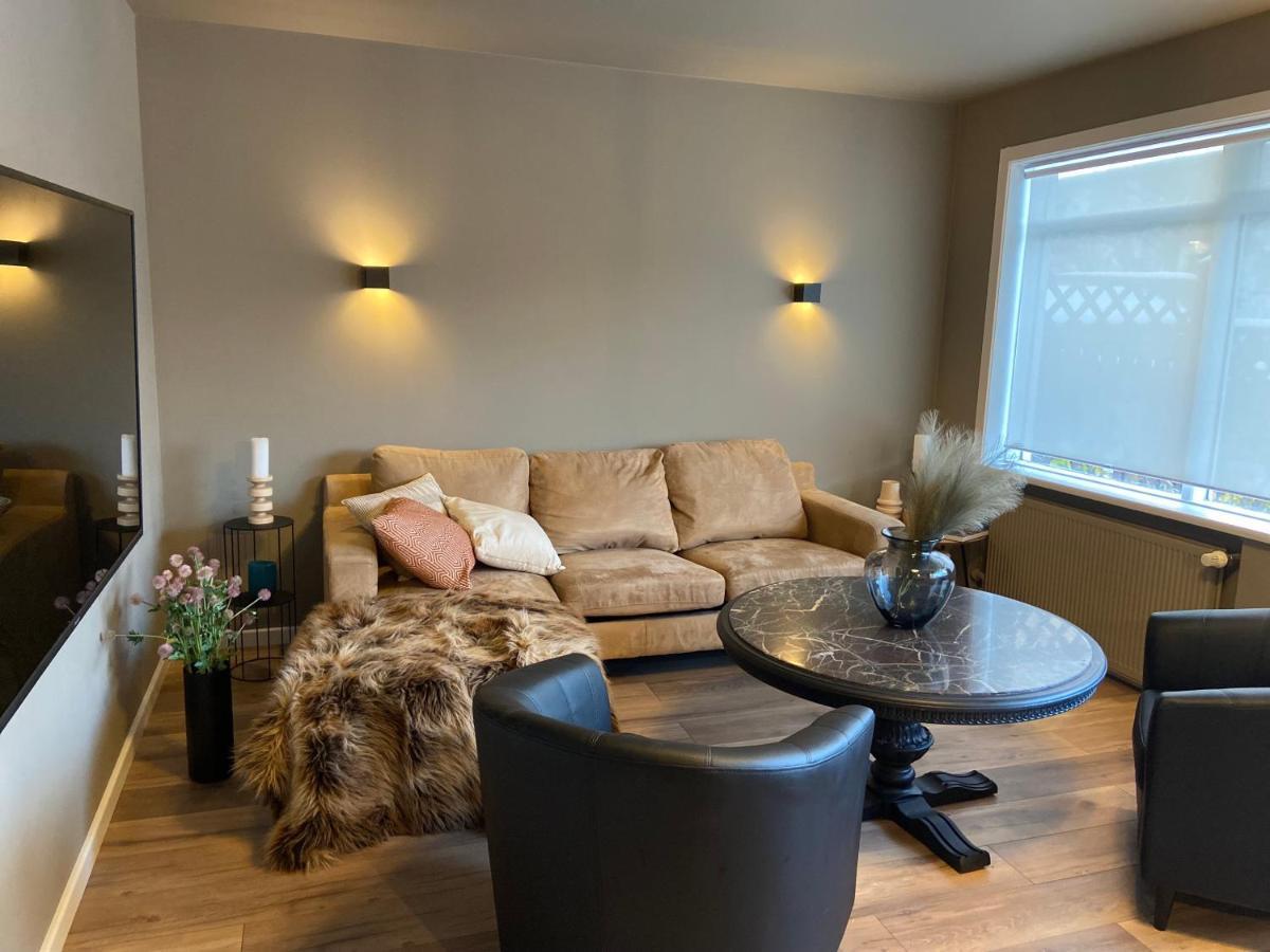 Perfectly Located 3 Bedroom Design Apartment Акурейри Екстериор снимка